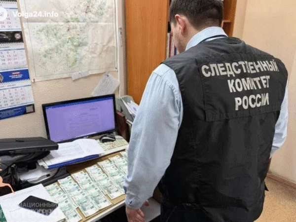 Саратовская полиция под ударом: руководители ДПС подозреваются в получении взяток