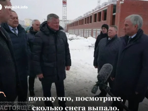 Володин снова учит саратовских чиновников пользоваться лопатами