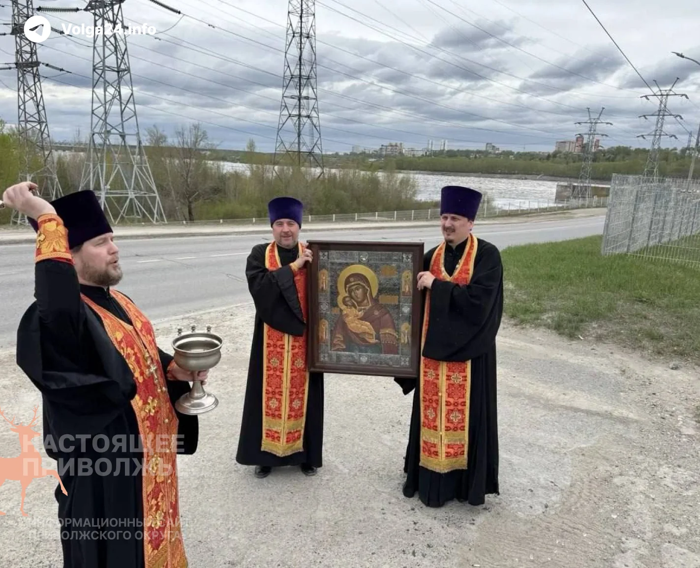 Пермь «защитили» от&nbsp;беспилотников крестным ходом на&nbsp;машинах